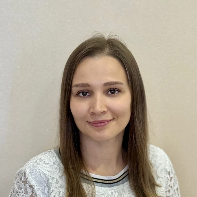 Пелит Татьяна Сергеевна
Директор центра, учитель